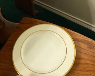 Noritake Orion Pattern Dinner Plates