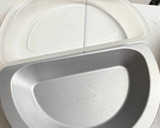 Pampered Chef Microwave Omelet Pan