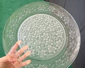 Princess House Fantasia Poinsettia 13" Torte Plate