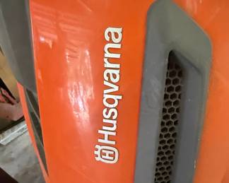 Husqvarna YT48XLS Riding Lawn Mower