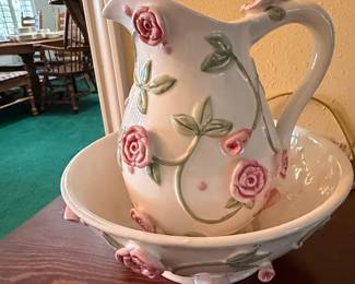 Burton & Burton Rose Wash Basin and Pitcher Set