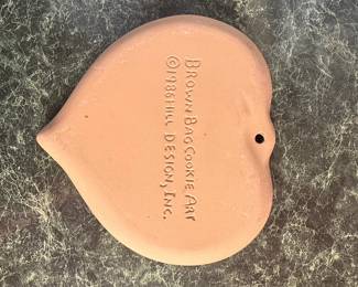 1986 Brown Bag Cookie Art Pennsylvania Dutch Heart Mold