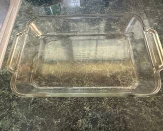 Anchor Hocking Ovenware 2-Quart Baking Dish
