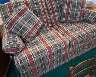 Traditional Plaid Upholstered Loveseat