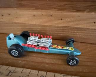 Matchbox Superfast No. 64 Slingshot Dragster