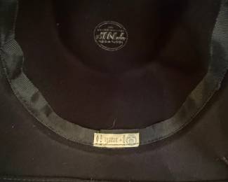 Vintage TNL 100% Wool Felt Cloche Hat