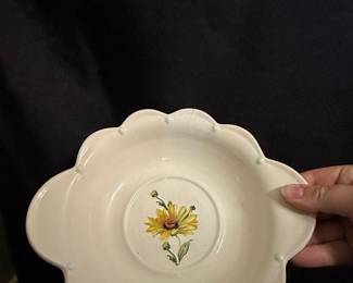 Vintage Sunflower Motif Wash Basin and Pitcher Set