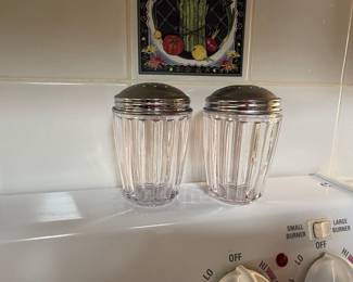 Vintage Style Ribbed Glass Salt and Pepper Shakers