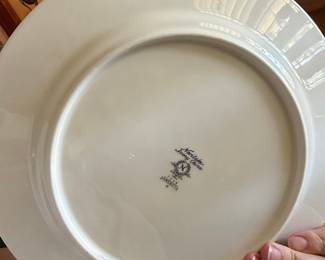 Noritake Amenity Ivory China Dinner Plate