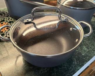 Commercial Aluminum Cookware Company 2-Quart Casserole Pan