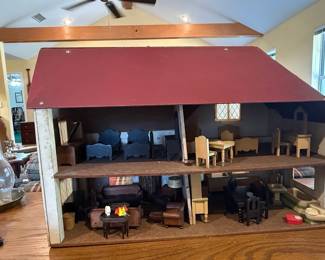 Vintage 1950s Marx Tin Litho Colonial Dollhouse
