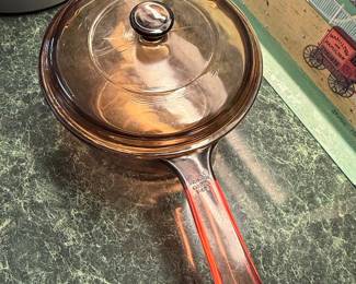 Corning Visions V-1.5-B Amber Glass Saucepan