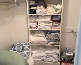 Queen, size linens, towels, bedspreads, blankets, pillow pillows