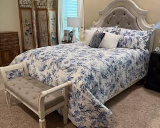 Upholstered bench