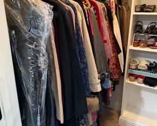 Wonderful, small size and petite clothing