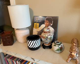 Collectible records, Chinese, and Japanese pottery