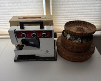 Working Husqvarna Viking 5710 sewing machine