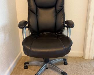 Real Space Cressfield Bonded leather high back executive chair