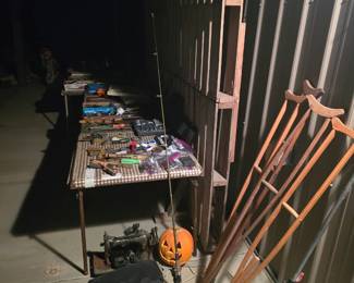 $1 tables