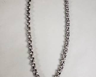118  Lot 665  Vintage sterling silver necklace