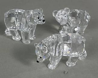 347  Lot 698  3 Swavorski crystal bear figurines