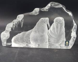 344  Lot 688  Royal krona lead crystal Mats Jonasson