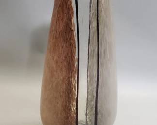 586  Lot 354  Hand blown art glass vase