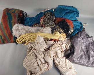 854  Lot 511  Group of womens scarves