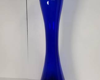 071  Lot 421h  Blenko cobalt hourglass tall vase
