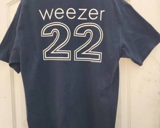032  Lot 310h  1995 Weezer rock band shirt Cinder Block