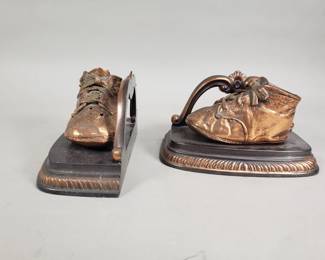 510  Lot 638  Pair of vintage copper baby shoes bookends