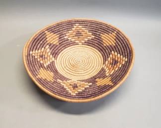 424  Lot 336  Vintage hand woven coiled bowl