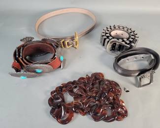 840  Lot 454  Group of designer style womens belts