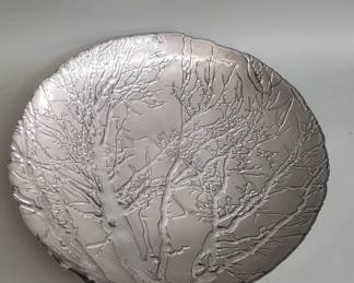 680  Lot 561  Imax etheral tree glass bowl