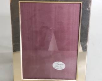 191  Lot 264  Argento sterling silver picture frame