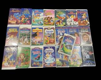 813  Lot 378h  Lot of VHS tapes Disney movies  others
