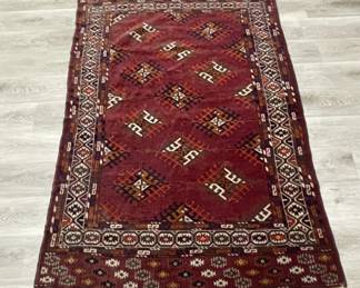 474  Lot 492h  Vintage tribal red rug Turkmen style