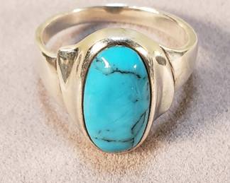 876  Lot 198  Sterling cabochon turquoise ring