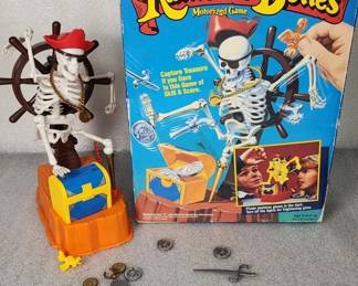 427  Lot 337h  Vintage Tyco Rattle Me Bones