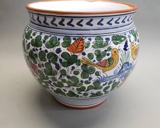 673  Lot 540  Hand painted Italian ceramic planter