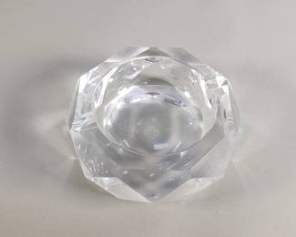 147  Lot 343  Baccarat crystal ashtray
