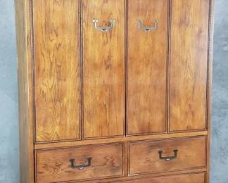 029  Lot 168  Artefacts by Henredon Midcentury oak armoire