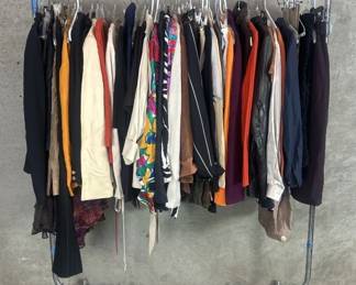 519  Lot 50  Rack of womens designer clothing