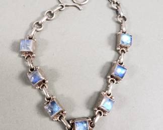 209  Lot 671  Sterling silver and moonstone bracelet