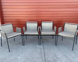 516  Lot 10  Modern outdoor ropeweaving dining arm chairs