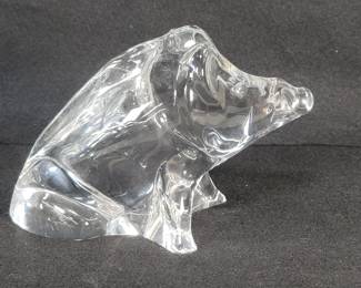 123  Lot 469  Baccarat crystal wild boar