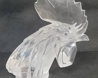 130  Lot 474  Lalique France crystal roosters head