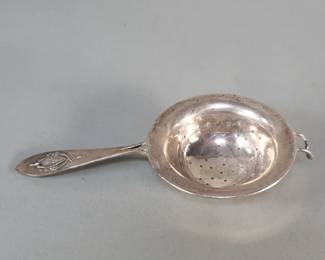188  Lot 210  Sterling silver tea strainer