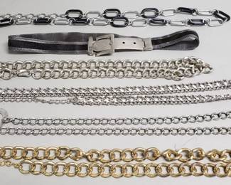 839  Lot 453  Group of womens belts