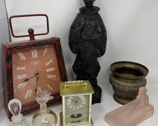 788  Lot 711  Box of miscellaneous